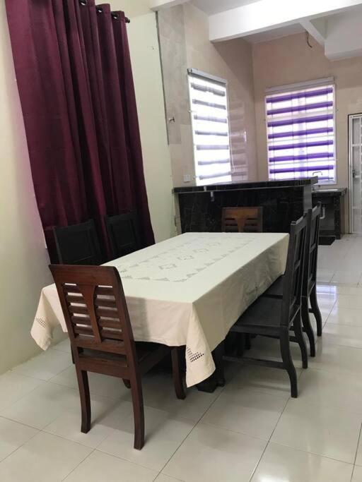 Hj Homestay Kuala Terengganu Exterior foto