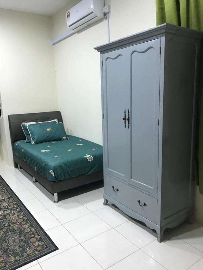 Hj Homestay Kuala Terengganu Exterior foto